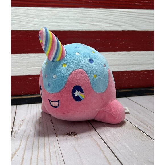 Lot of 2 Tasty Peach Studios Pastel Lollipop NOMWHAL 9” Narwhal Whale Plush 2021 - Picture 12 of 16